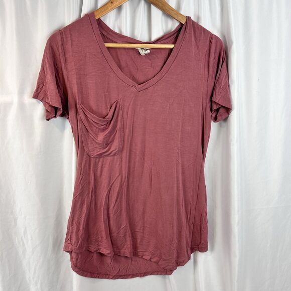 White Crow Women’s V-Neck T-Shirt Size Small Mauve Pink Pocket Tee Casual Soft - Picture 1 of 8